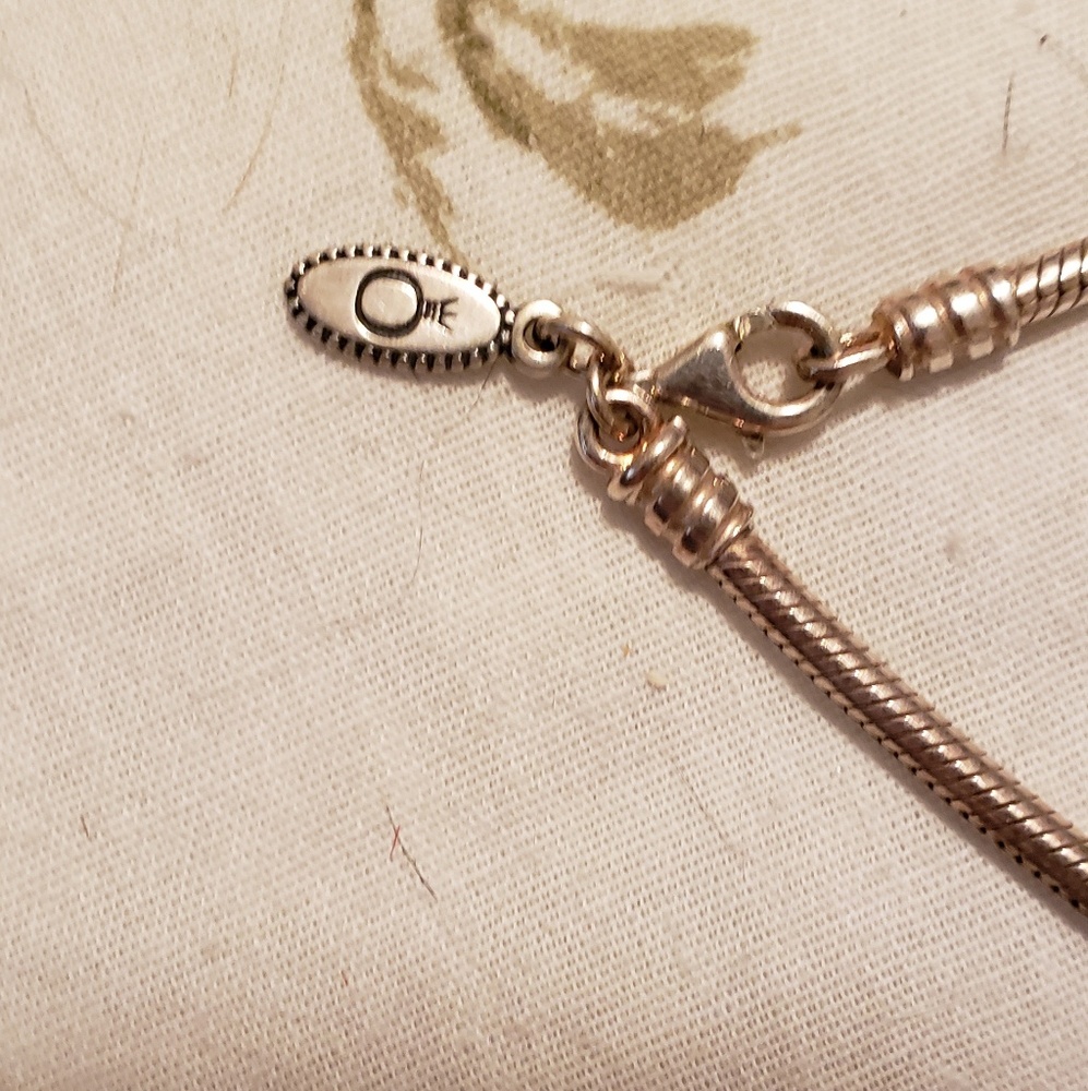 Bracelets - Picture 2 of 2